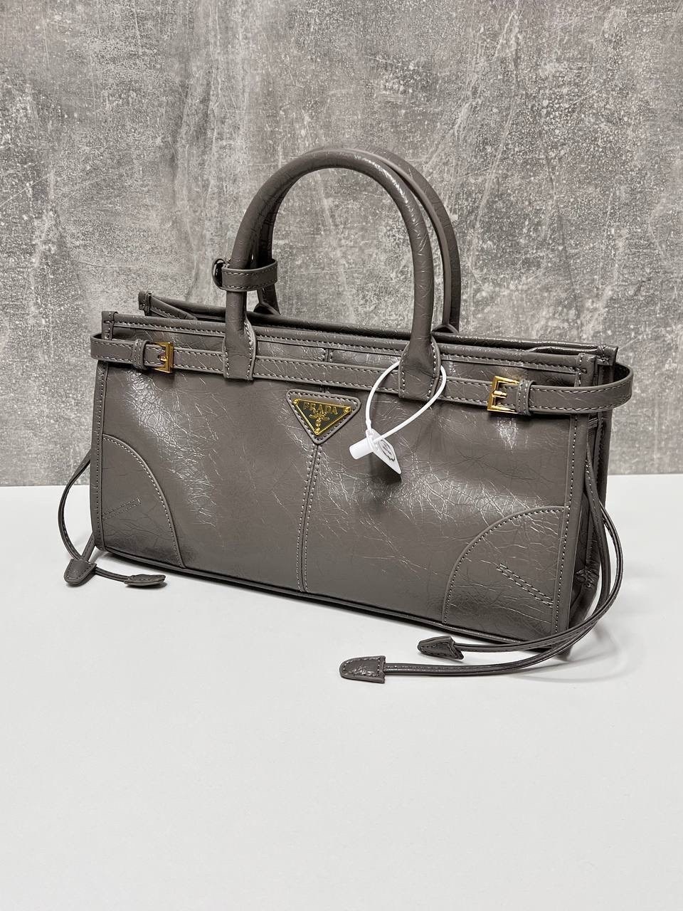 женская сумка prada,сумка prada,сумка,сумка prada натуральная кожа 38х24,модная сумка