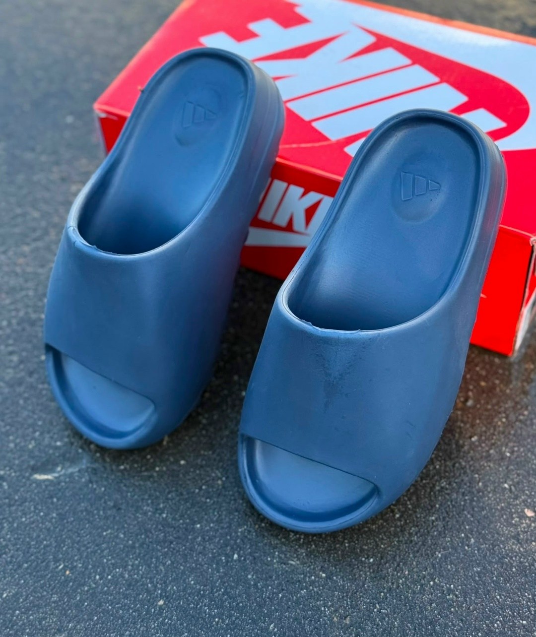 adidas yeezy slide,adidas yeezy slide onyx,сланцы yeezy slide,шлепанцы adidas yeezy slide,шлепанцы мужские