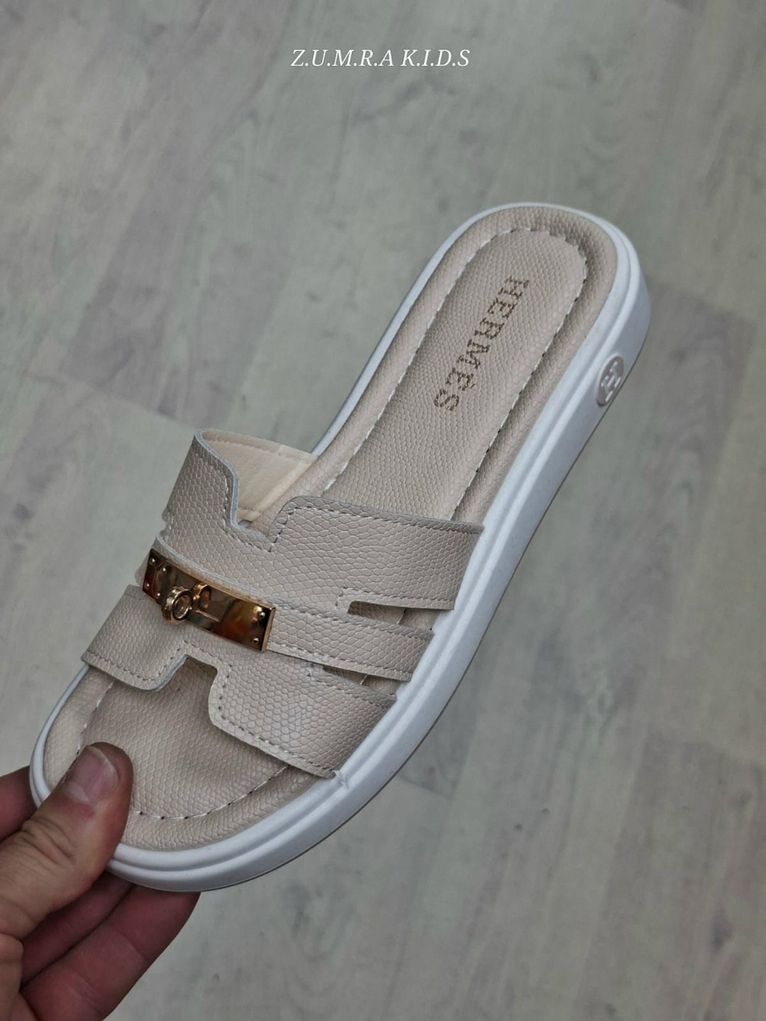 шлепки hermes женские,женские кожаные шлепки hermes oran коричневые,шлепки гермес женские,шлепки хермес оран,шлепанцы эрмес