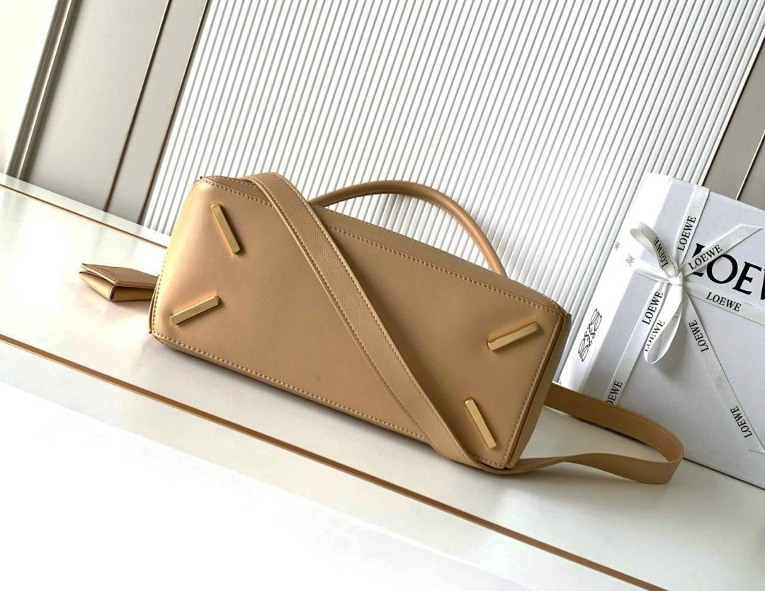 loewe puzzle bag,сумка,loewe сумка на плечо,женская сумка,модная сумка