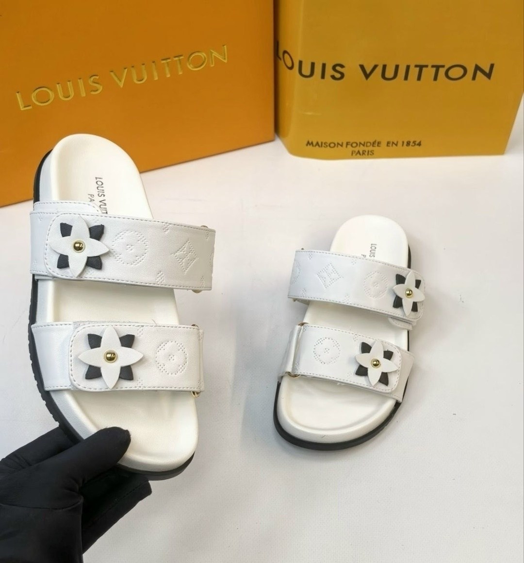 шлепанцы louis vuitton,босоножки louis vuitton,сандалии louis vuitton,шлепанцы женские,тапочки louis vuitton