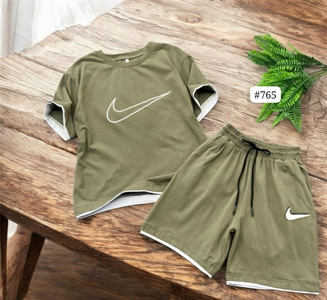 спортивный костюм nike мужской,костюм спортивный с футболкой и шортами летний,костюм футболка шорты спортивный,летний спортивный костюм футболка с шортами nike,костюм спортивный nike