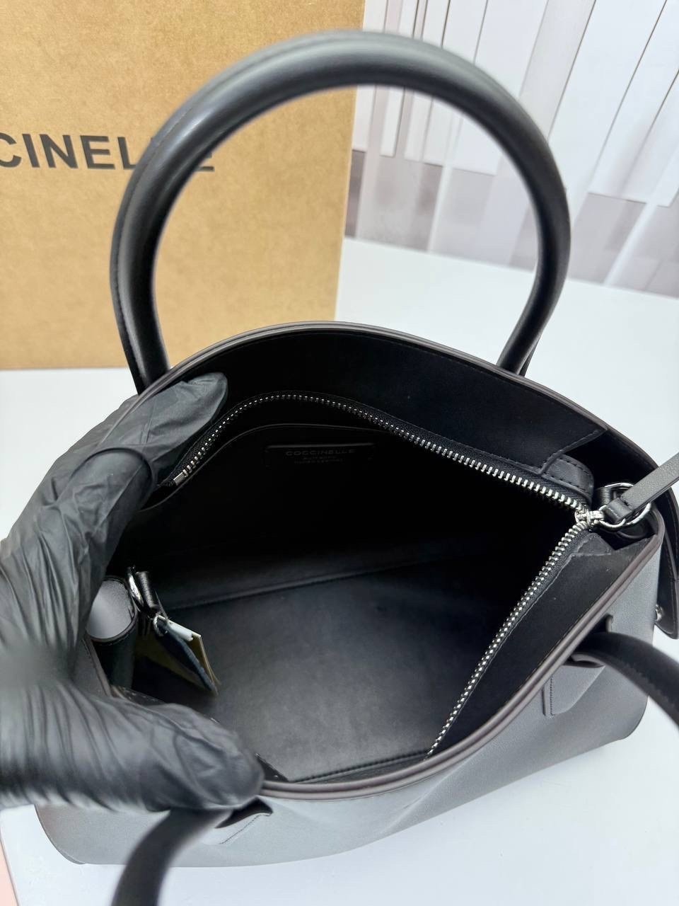 сумка coccinelle,сумка,черная сумка,сумки женская,черная женская сумка