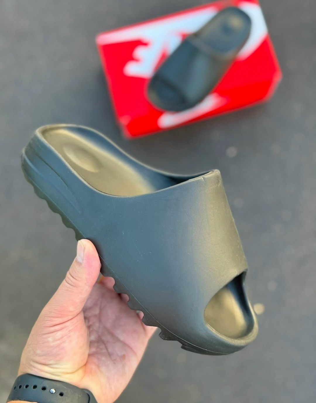 adidas yeezy slide,adidas yeezy slide onyx,сланцы yeezy slide,шлепанцы adidas yeezy slide,шлепанцы мужские