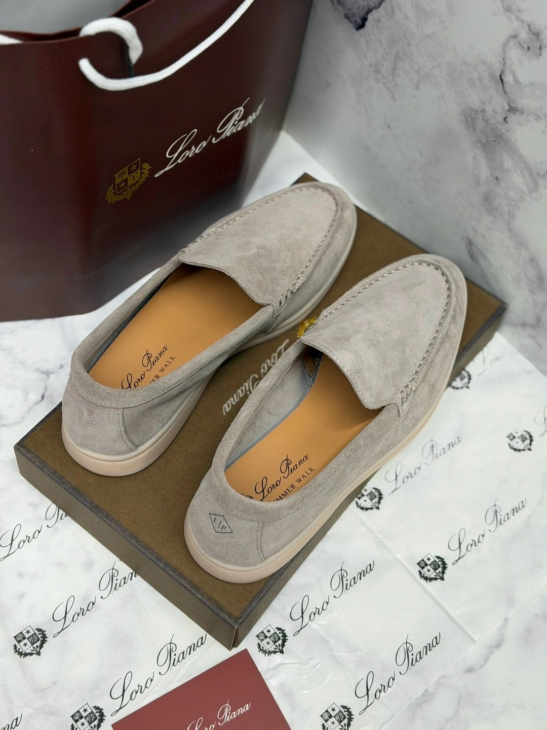 лоферы из натуральной замши loro piana,лоферы loro piana,loro piana мужские лоферы,мужские замшевые лоферы loro piana summer walk,замшевые лоферы loro piana