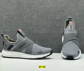 Кроссовки