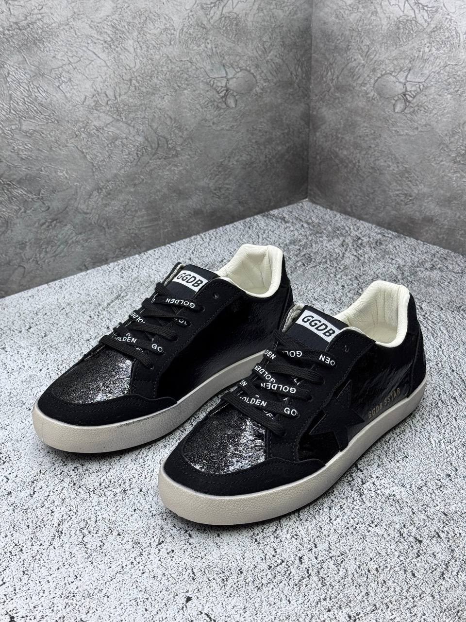 ,кроссовки golden goose,кеды голден гус,кроссовки со звездами,кеды golden goose