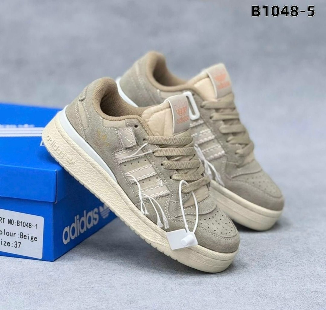 кроссовки женские adidas,кроссовки adidas,кроссовки замшевые бежевые,кроссовки ,кроссовки замш