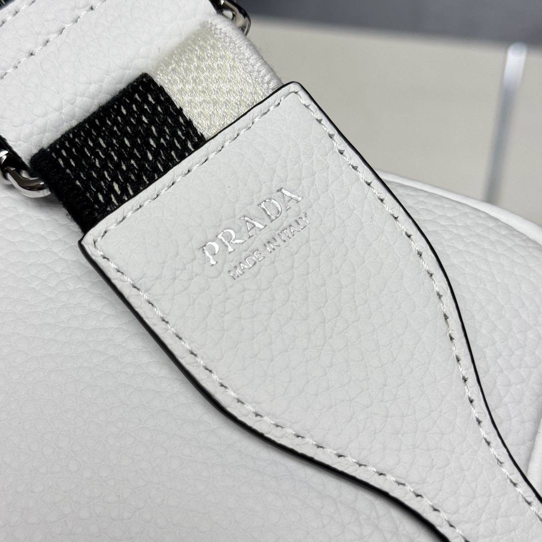 prada сумка на плечо,prada сумка женская,prada сумка,prada сумка на плечо кросс боди,сумка через плечо prada