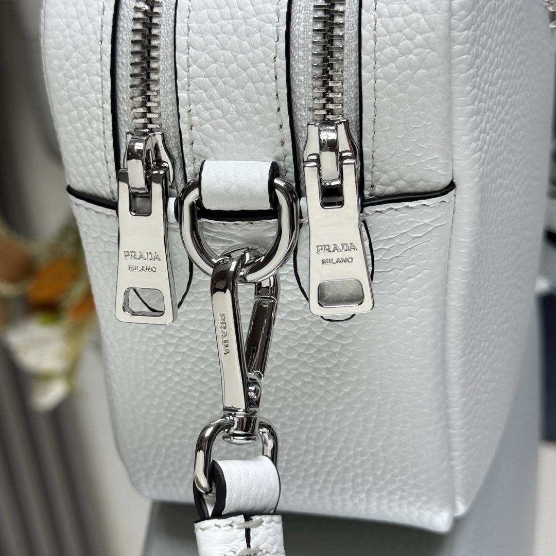 prada сумка на плечо,prada сумка женская,prada сумка,prada сумка на плечо кросс боди,сумка через плечо prada