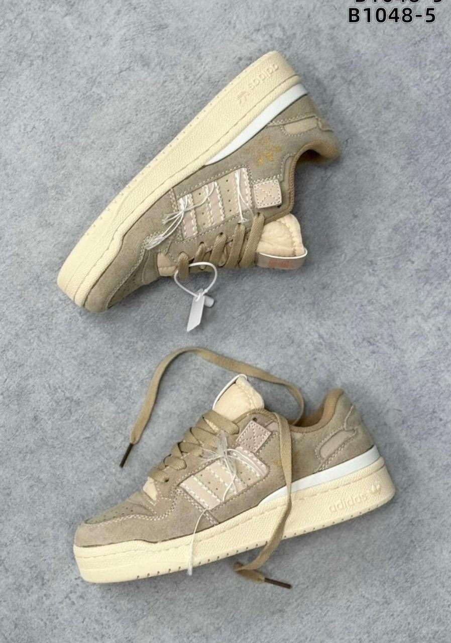 кроссовки женские adidas,кроссовки adidas,кроссовки замшевые бежевые,кроссовки ,кроссовки замш