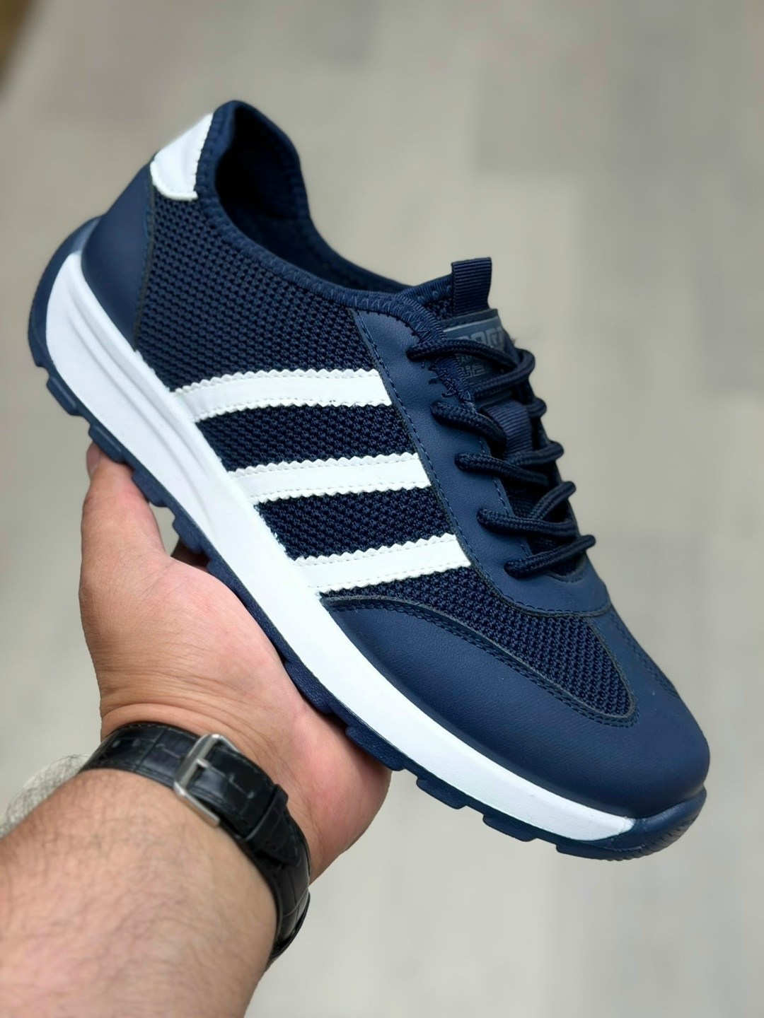 ,кроссовки adidas,мужские кроссовки адидас 45 размер,кроссовки адидас,спортивные кроссовки