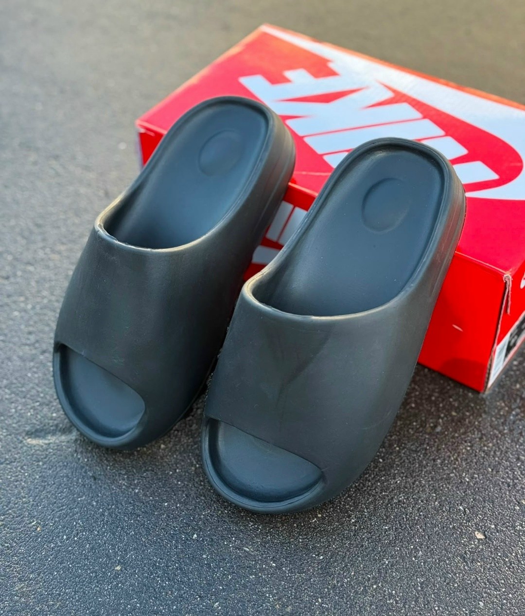 adidas yeezy slide,adidas yeezy slide onyx,сланцы yeezy slide,шлепанцы adidas yeezy slide,шлепанцы мужские