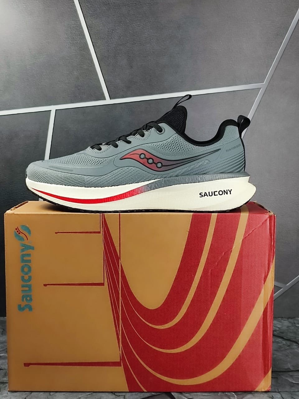 кроссовки saucony,кроссовки мужские saucony,saucony triumph 21,кроссовки saucony triumph,кроссовки saucony triumph 21