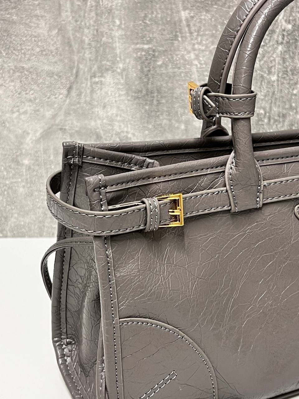 женская сумка prada,сумка prada,сумка,сумка prada натуральная кожа 38х24,модная сумка