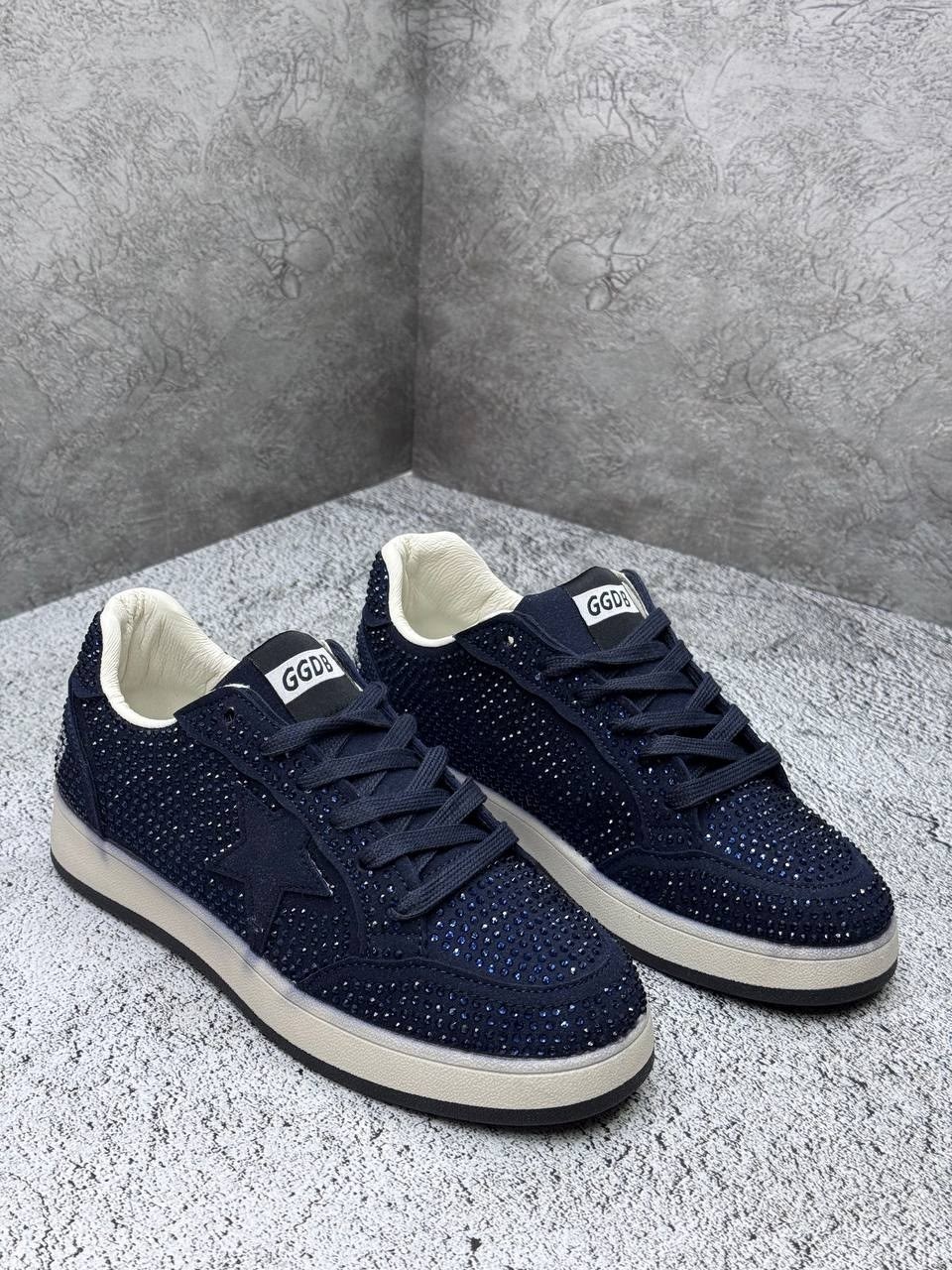 ,кроссовки golden goose,кеды голден гус,кроссовки со звездами,кеды golden goose