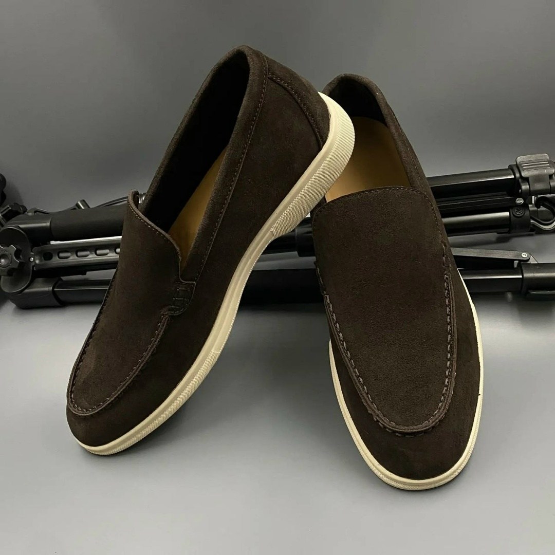 loro piana мужские лоферы,мужские замшевые лоферы,лоферы замшевые,лоферы мужские замшевые с белой подошвой,лоферы лоро пиано мужские замшевые