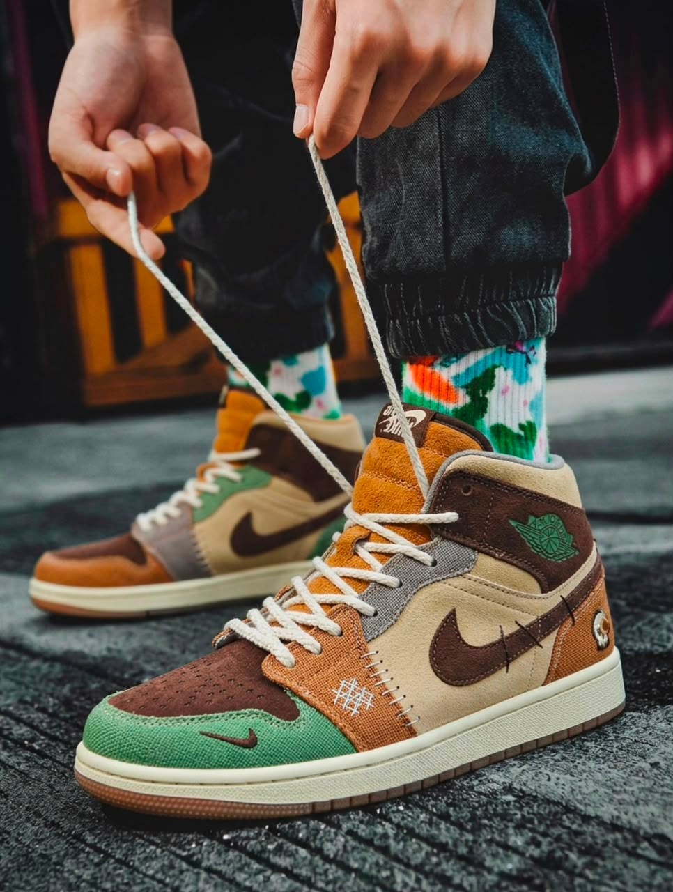 кроссовки зимние travis scott x air jordan 1,кроссовки зимние nike travis scott x air jordan 1,кроссовки air jordan 1 low og "voodoo",кроссовки высокие sb dunk nike,кроссовки nike travis scott air jor