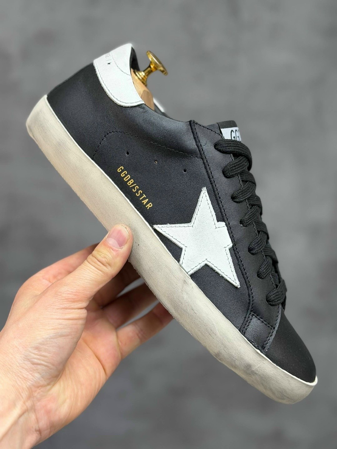 кроссовки golden goose,кроссовки golden goose superstar distressed black silver,кроссовки golden goose super-star со звездой черный,кроссовки golden goose superstar black white,кеды golden goose