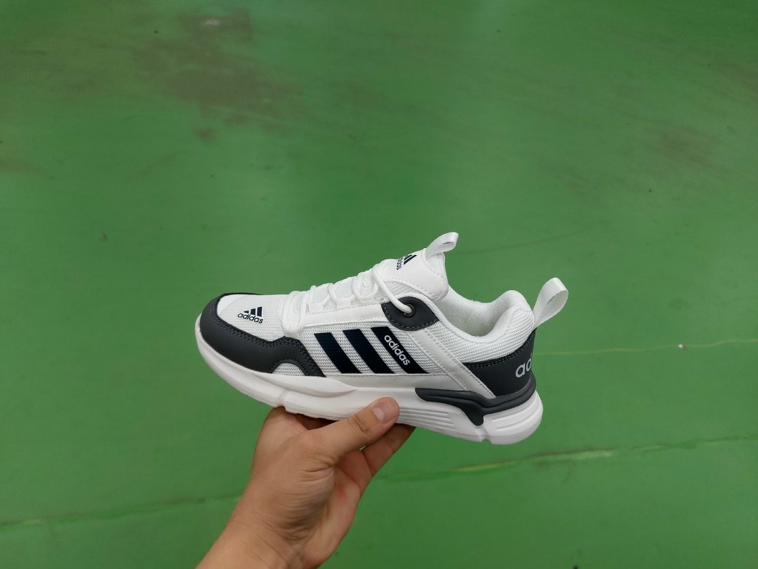 мужские кроссовки adidas,кроссовки adidas,кроссовки,кроссовки adidas зимние,кроссовки adidas кроссовки