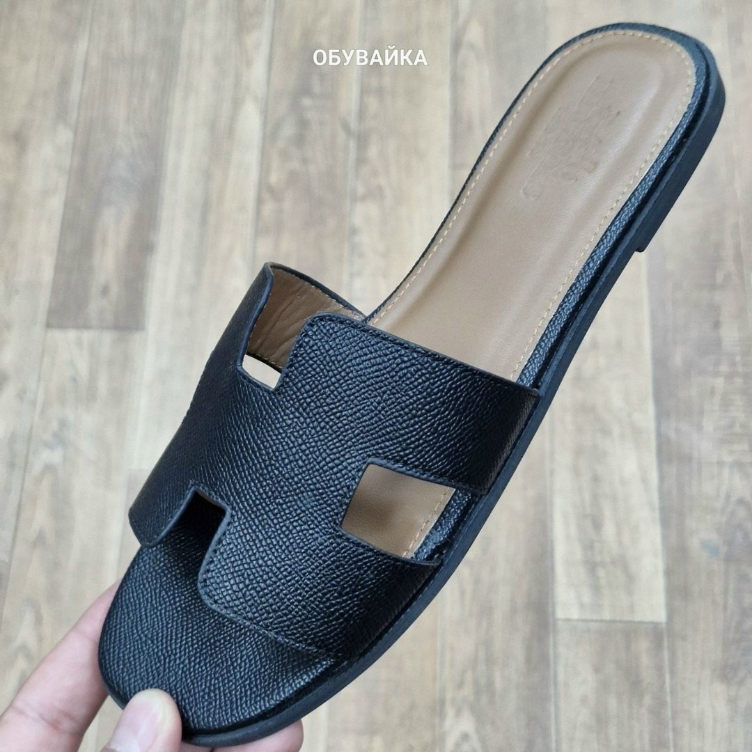 шлепанцы hermes,шлепки эрмес черные,шлепки хермес оран,шлепки гермес,тапки гермес мужские