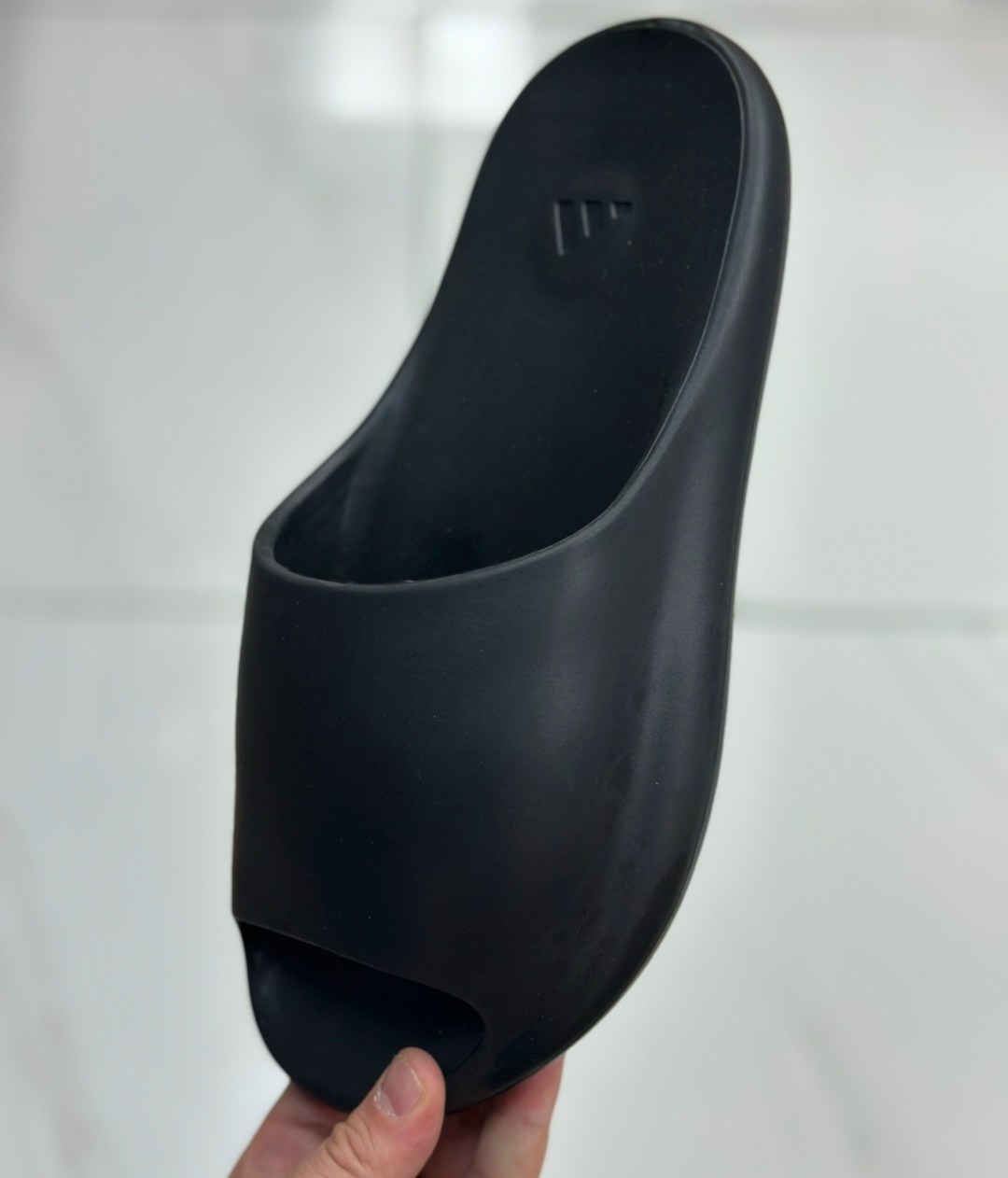 сланцы адидас yeezy,шлепанцы adidas yeezy slide,adidas yeezy slide,сланцы adidas yeezy slide,шлепанцы адидас