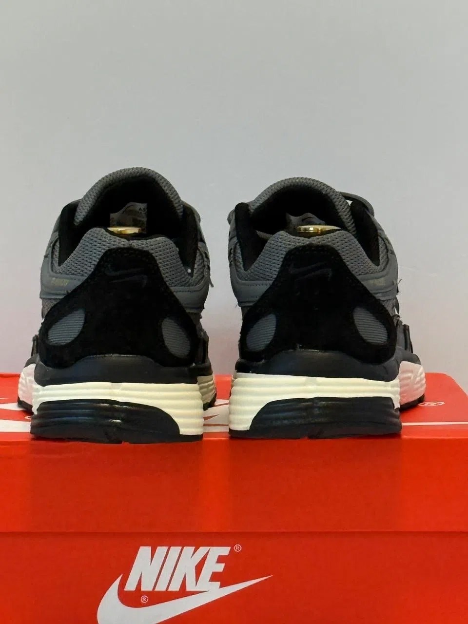 кроссовки nike,кроссовки nike p-6000,мужские кроссовки nike,кроссовки мужские p-6000 с низким верхом черный серый nike,кроссовки p-6000 premium anthracite smoke grey nike мультиколор