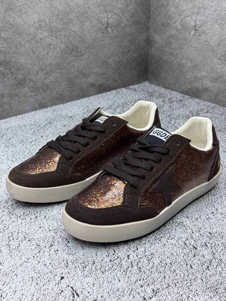 ,кроссовки golden goose,кеды голден гус,кроссовки со звездами,кеды golden goose