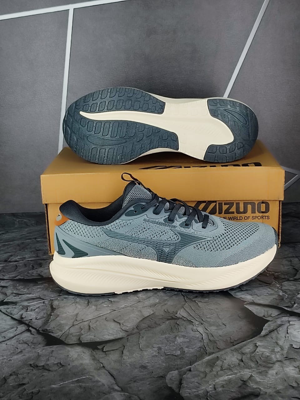 кроссовки,кроссовки mizuno,кроссовки повседневные,lining кроссовки,кроссовки низкие