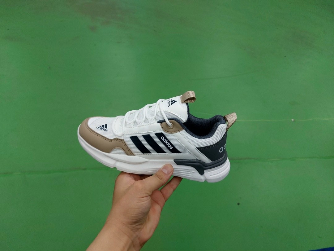 мужские кроссовки adidas,кроссовки adidas,кроссовки,кроссовки adidas зимние,кроссовки adidas кроссовки