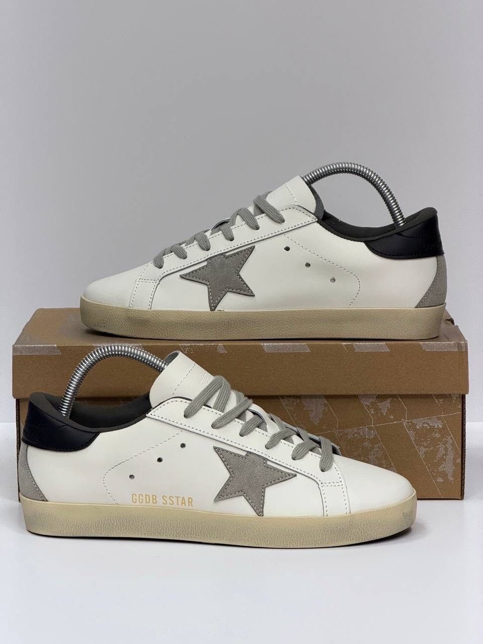 кроссовки golden goose,кеды golden goose,женские брендовые кроссовки кеды со звездой голден гус golden goose,,кожаные кроссовки golden goose super star
