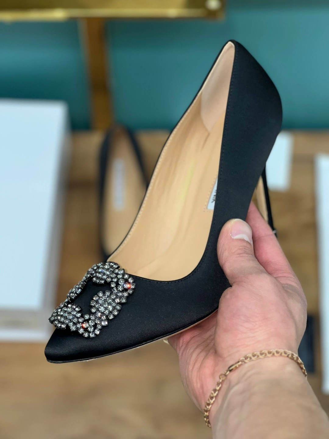 туфли manolo blahnik,маноло бланик туфли,туфли manolo blahnik hangisi,туфли маноло бланик черные,