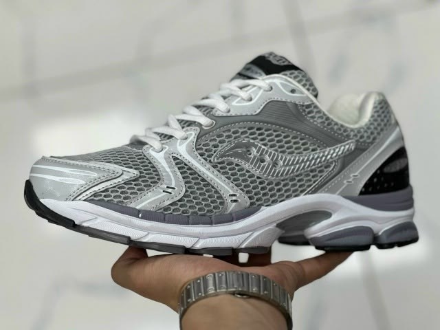 saucony progrid triumph 4,кроссовки saucony progrid triumph 4,кроссовки saucony,saucony triumph,saucony progrid triumph 5