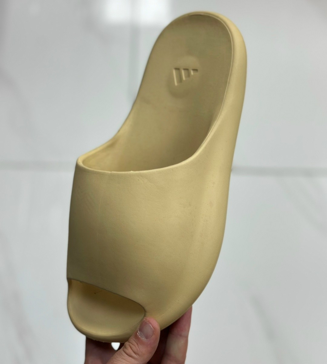 сланцы адидас yeezy,шлепанцы adidas yeezy slide,adidas yeezy slide,сланцы adidas yeezy slide,шлепанцы адидас
