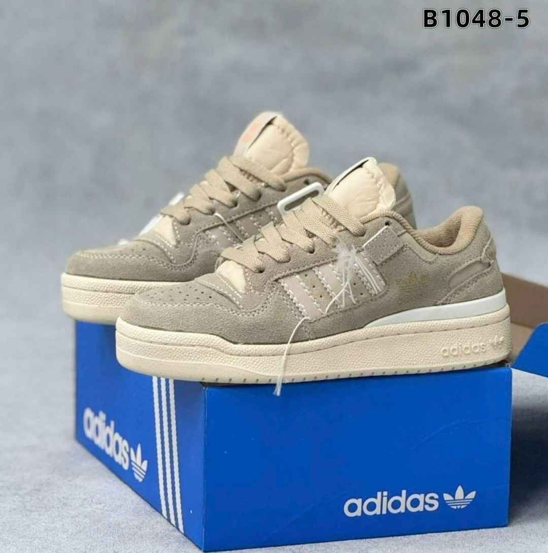 кроссовки женские adidas,кроссовки adidas,кроссовки замшевые бежевые,кроссовки ,кроссовки замш