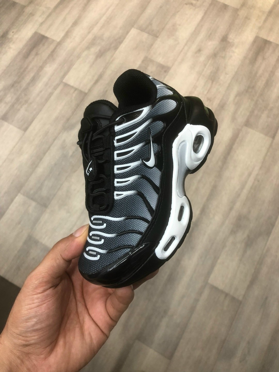 nike air max tn plus,nike air max plus,nike air max tn,кроссовки,кроссовки мужские женские