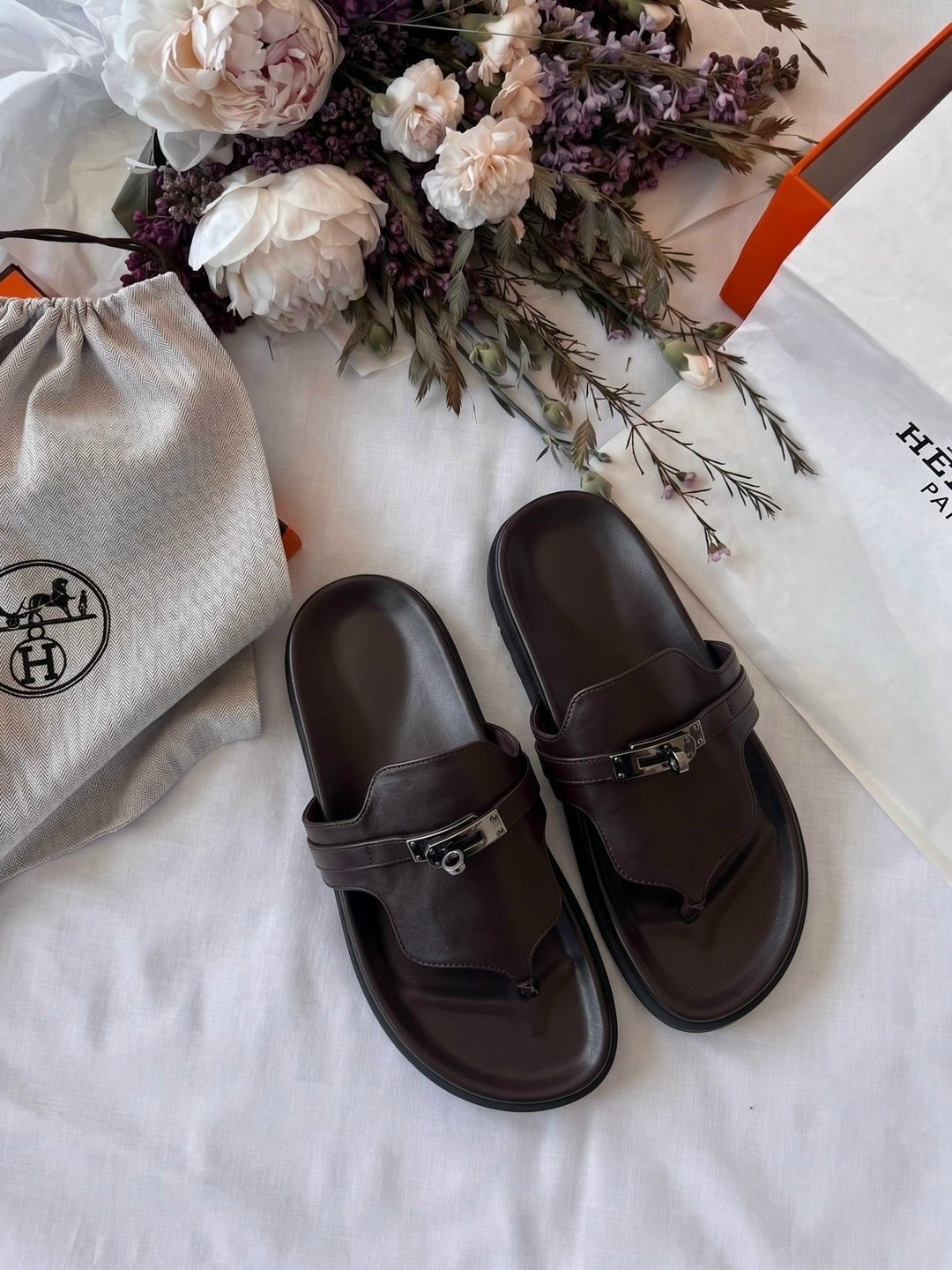hermes шлепанцы,,шлепки эрмес,шлепанцы гермес коричневые,шлепанцы женские