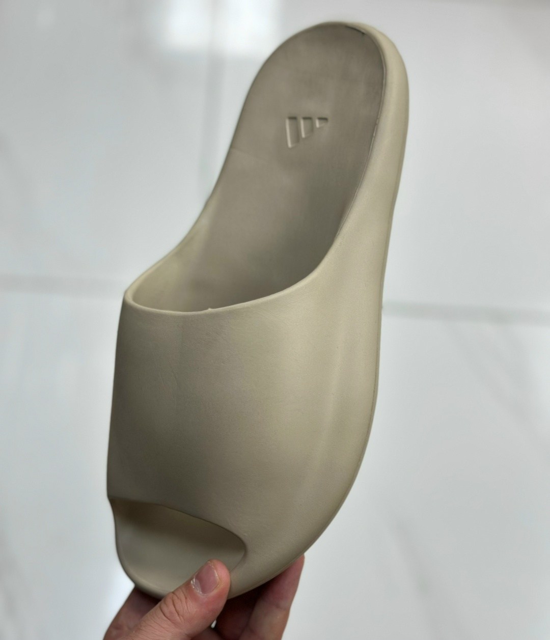 сланцы адидас yeezy,шлепанцы adidas yeezy slide,adidas yeezy slide,сланцы adidas yeezy slide,шлепанцы адидас