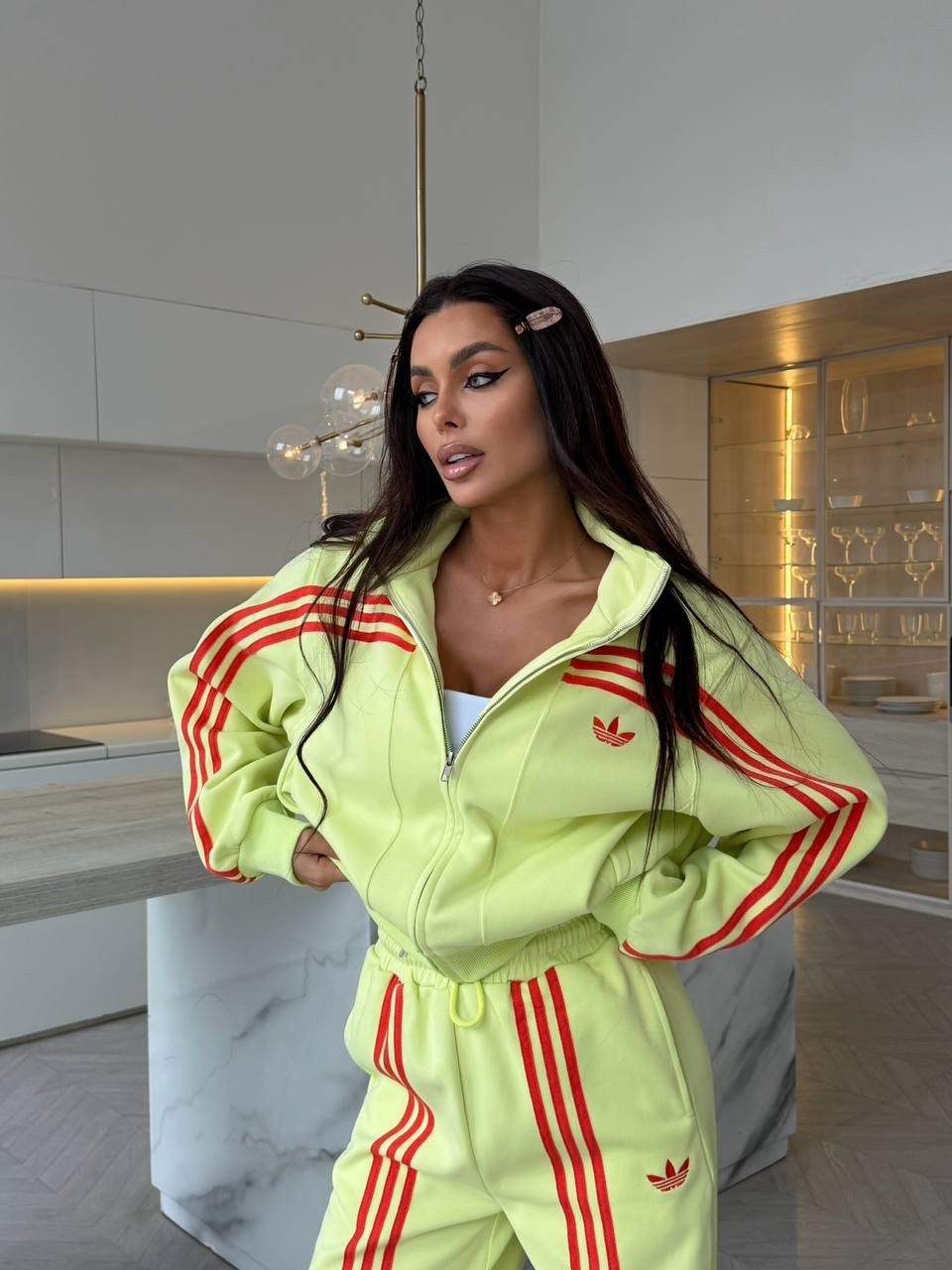 спортивный костюм женский adidas,женский спортивный костюм,костюм спортивный,женский костюм,спортивный костюм для женщин