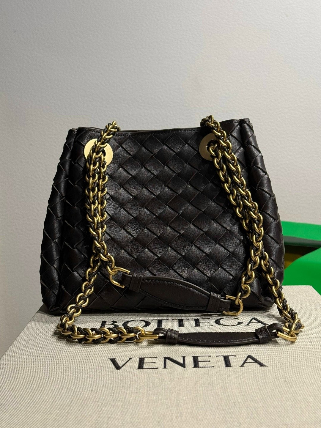 сумка bottega veneta,женская сумка bottega veneta,bottega veneta сумка на плечо,сумка,модная сумка