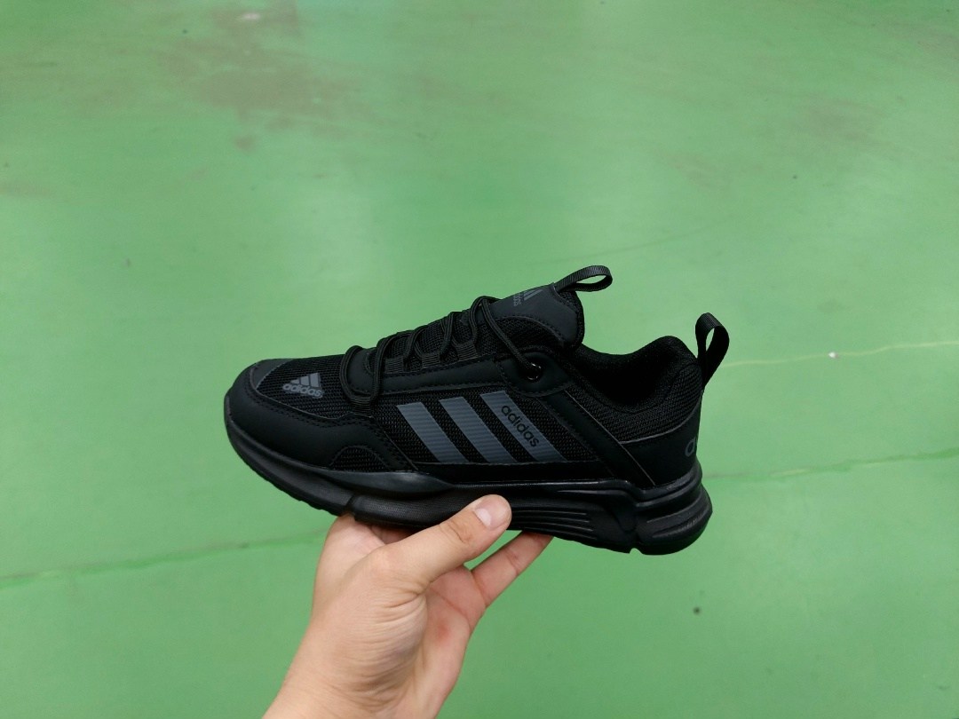 мужские кроссовки adidas,кроссовки adidas,кроссовки,кроссовки adidas зимние,кроссовки adidas кроссовки