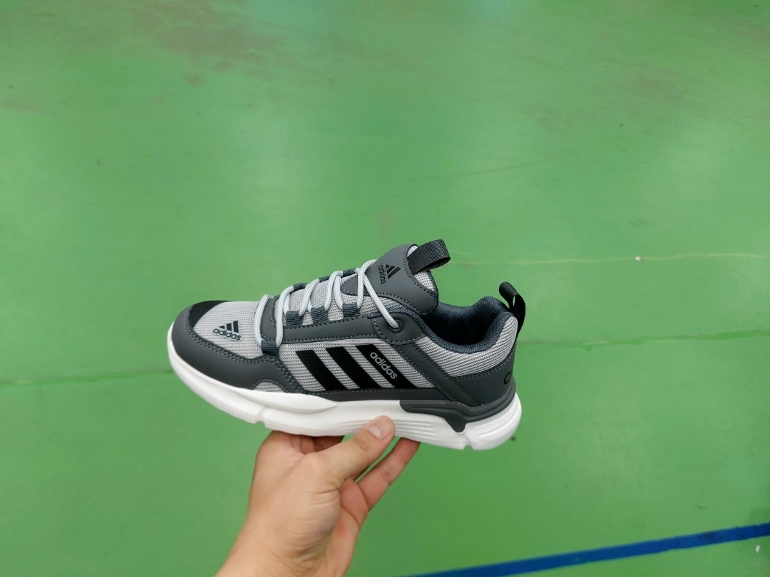 мужские кроссовки adidas,кроссовки adidas,кроссовки,кроссовки adidas зимние,кроссовки adidas кроссовки