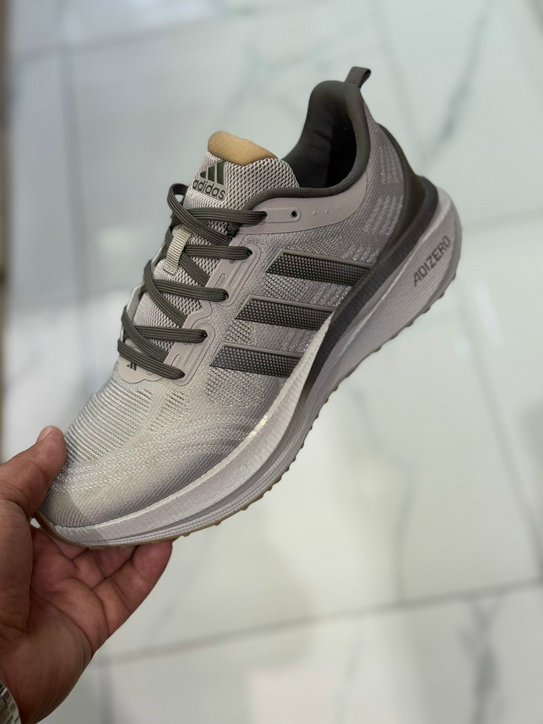 кроссовки adidas,кроссовки адидас артикул вв5428,кроссовки мужские женские adidas,кроссовки мужские adidas,кроссовки