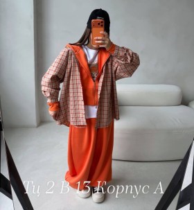 Костюм