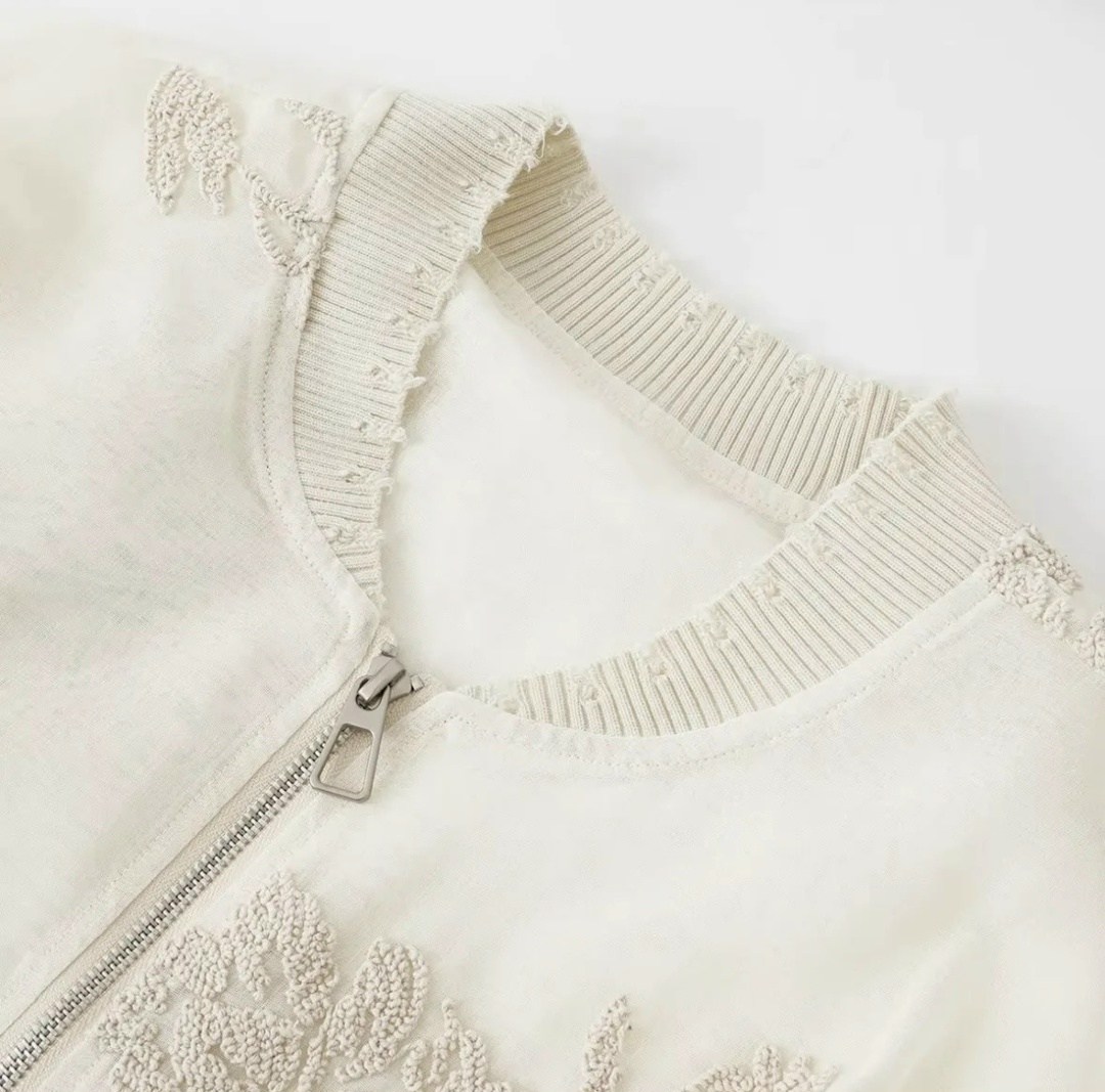 куртка бомбер,куртка с вышивкой,bomber jacket,женская куртка бомбер,куртка