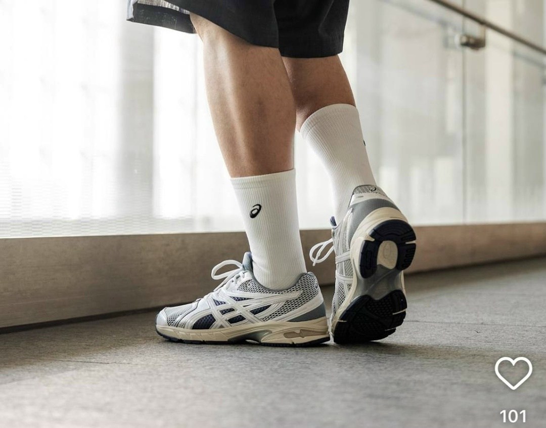 кроссовки asics,asics gel,асикс кроссовки,кроссовки для бега,кроссовки asics gel