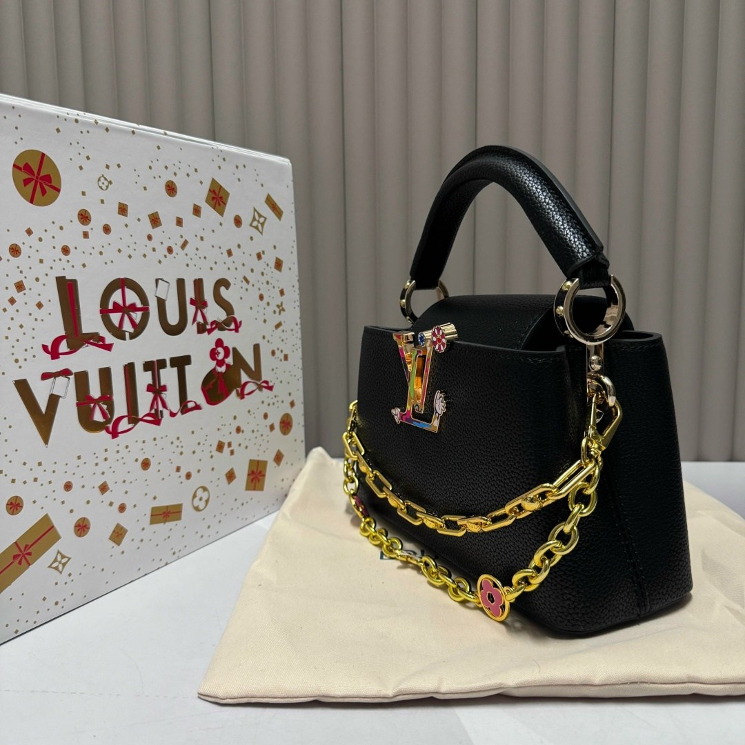 сумка женская louis vuitton,сумка louis vuitton,кожаная сумка louis vuitton capucines pm черная,louis vuitton capucines,сумка женская louis vuitton 27-18 большой размер