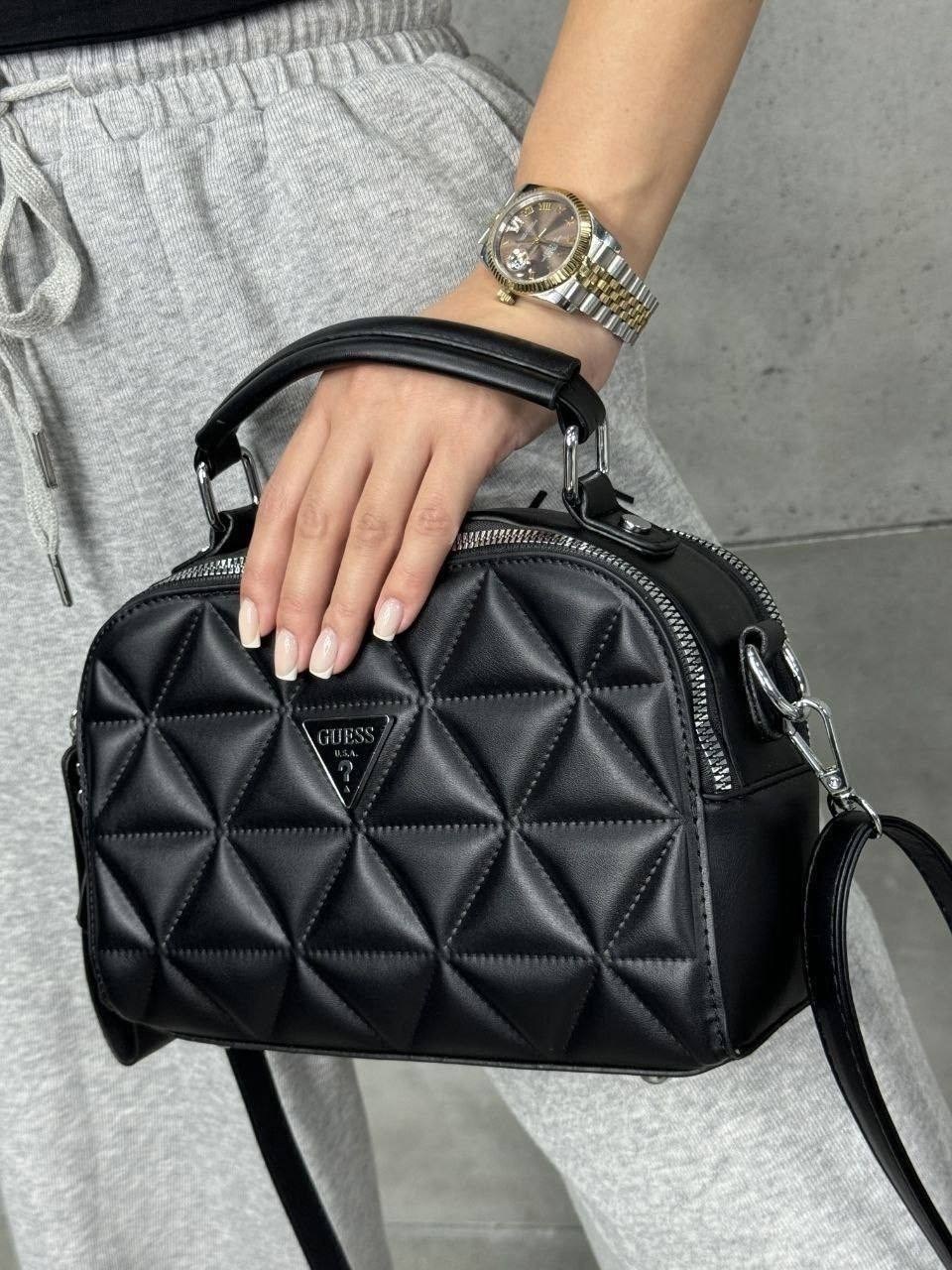 сумки guess через плечо кросс боди,сумка guess,женская стильная сумка,стильная женская сумка на плечо,сумка гесс кросс боди