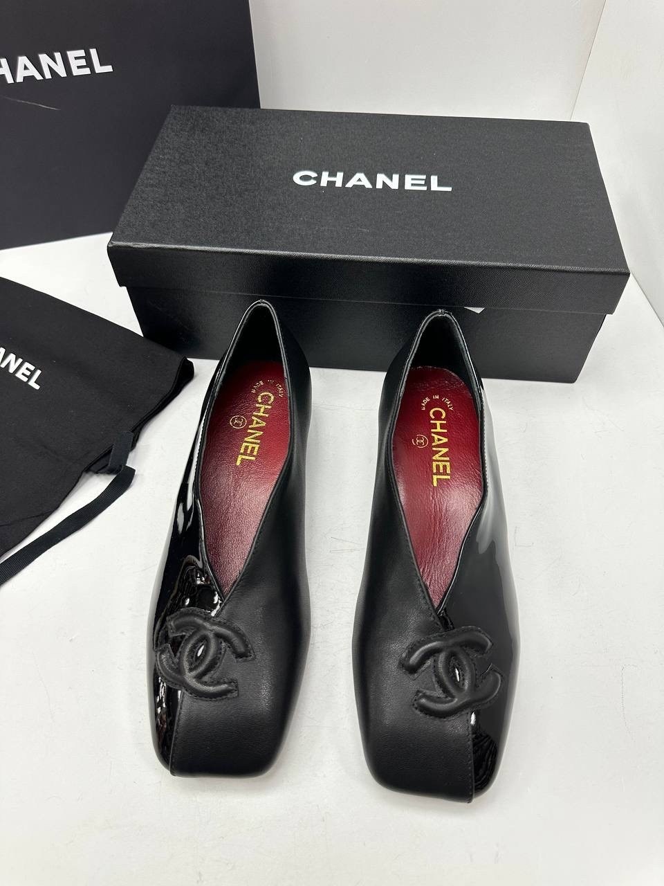 лоферы chanel,chanel туфли,,лоферы из лакированной кожи,лоферы шанель