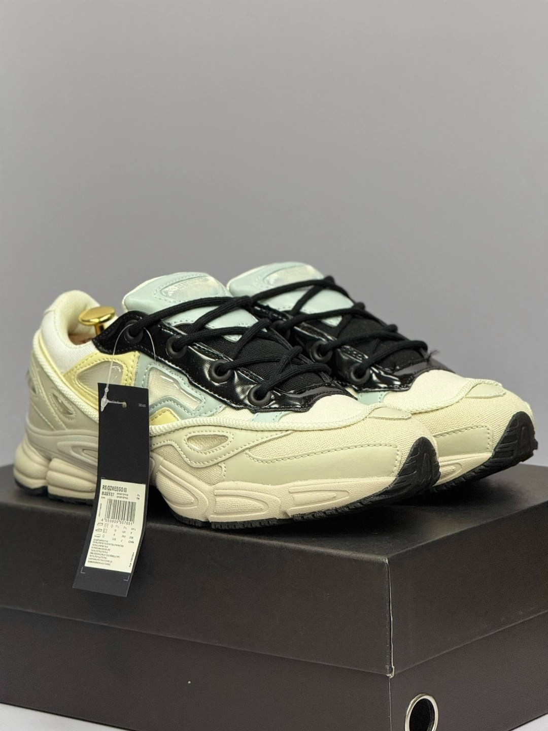 adidas raf simons ozweego 3 cream white,adidas raf simons ozweego 3,кроссовки adidas raf simons ozweego 3,adidas raf simons ozweego 3 white,adidas raf simons ozweego